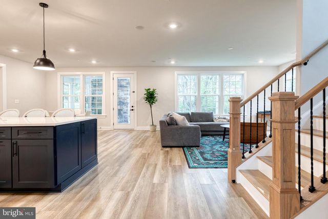 7679 CROSS CREEK DR, Columbia, MD 21044