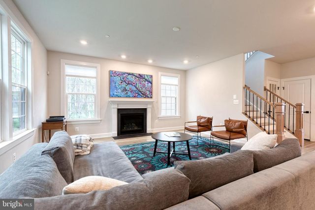 7679 CROSS CREEK DR, Columbia, MD 21044