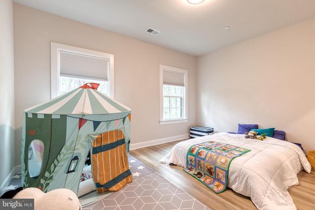 7679 CROSS CREEK DR, Columbia, MD 21044