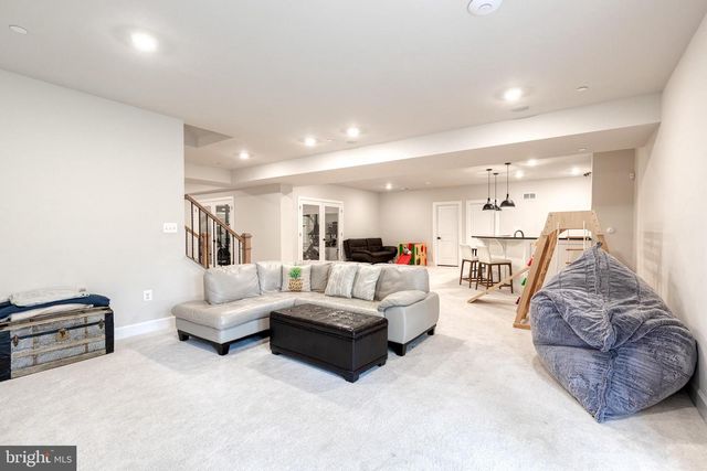 7679 CROSS CREEK DR, Columbia, MD 21044