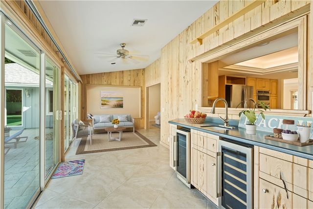 1330 White Heron Lane, Vero Beach, FL 32963