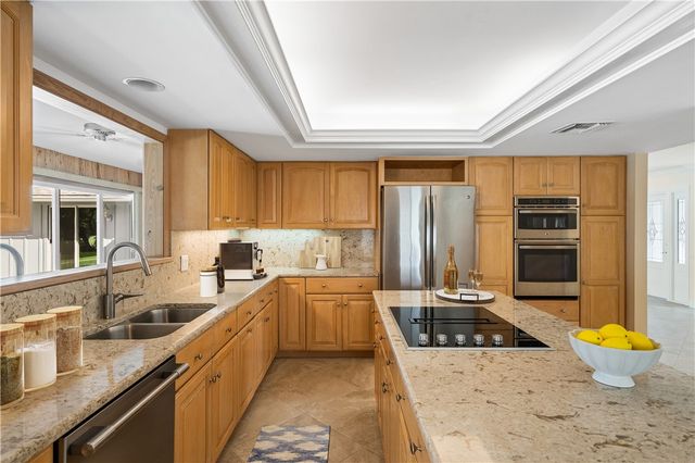 1330 White Heron Lane, Vero Beach, FL 32963