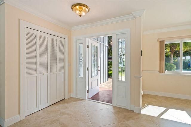 1330 White Heron Lane, Vero Beach, FL 32963