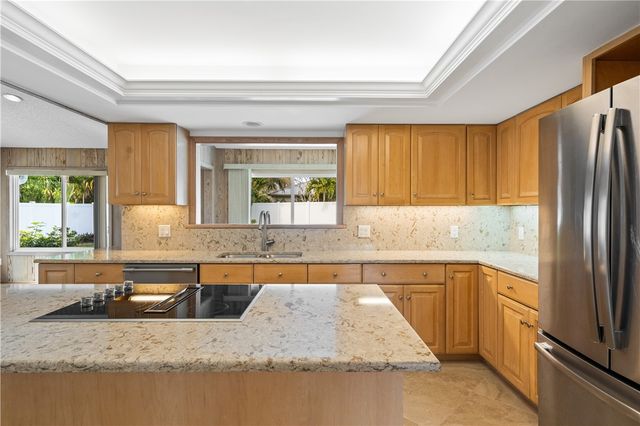 1330 White Heron Lane, Vero Beach, FL 32963