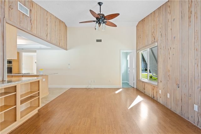 1330 White Heron Lane, Vero Beach, FL 32963