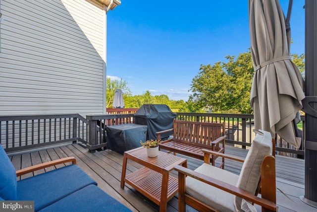 2002 ROSECRANS CT, Frederick, MD 21702
