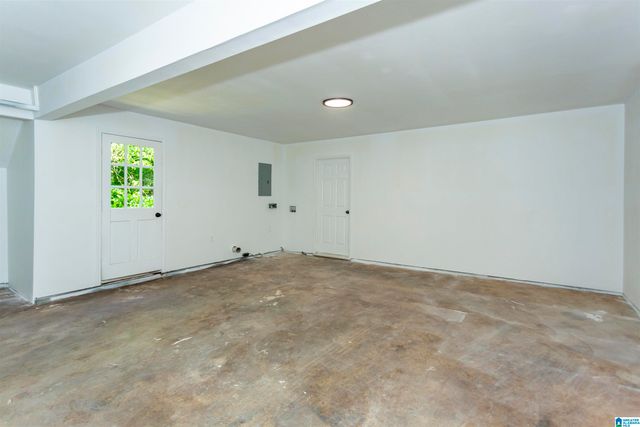 1645 FAIRCREST DRIVE, Hueytown, AL 35223