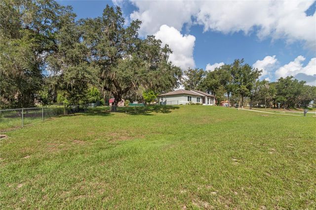 814 OAK ROAD, Ocala, FL 34472