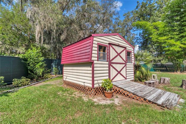 814 OAK ROAD, Ocala, FL 34472