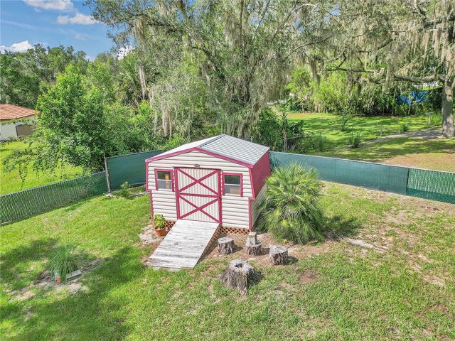 814 OAK ROAD, Ocala, FL 34472