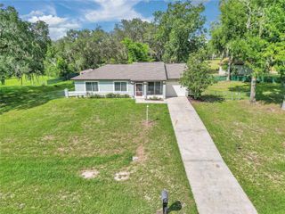 814 OAK ROAD, Ocala, FL 34472