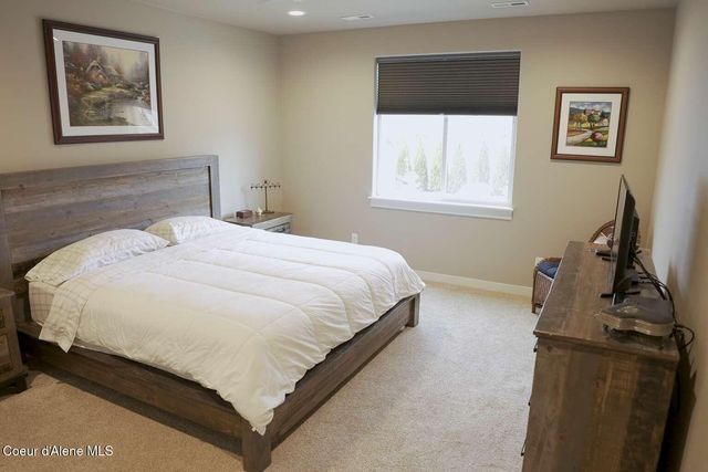 16152 N Hadley LOOP, Rathdrum, ID 83858