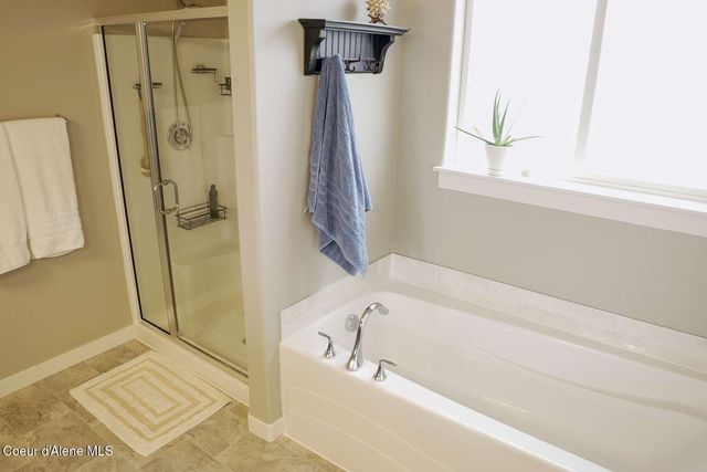 16152 N Hadley LOOP, Rathdrum, ID 83858