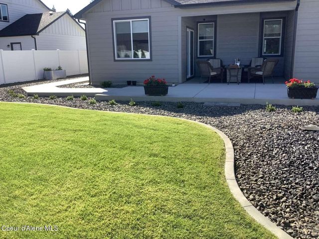 16152 N Hadley LOOP, Rathdrum, ID 83858