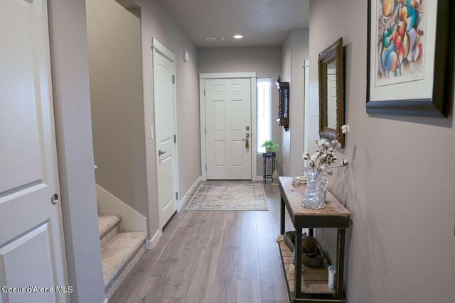 16152 N Hadley LOOP, Rathdrum, ID 83858