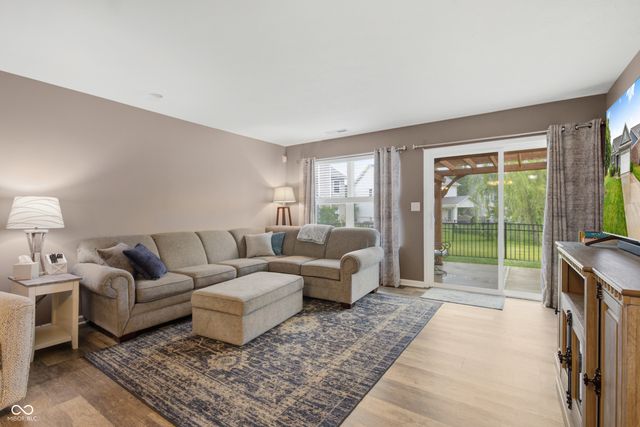 162 Sawdust Trail, Greenfield, IN 46140