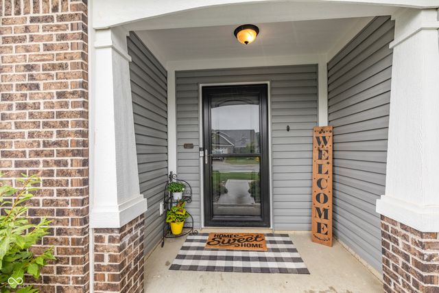 162 Sawdust Trail, Greenfield, IN 46140