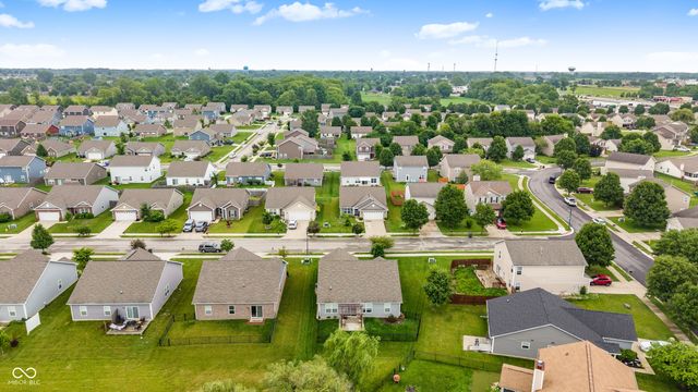 162 Sawdust Trail, Greenfield, IN 46140