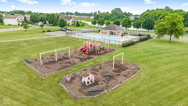 162 Sawdust Trail, Greenfield, IN 46140