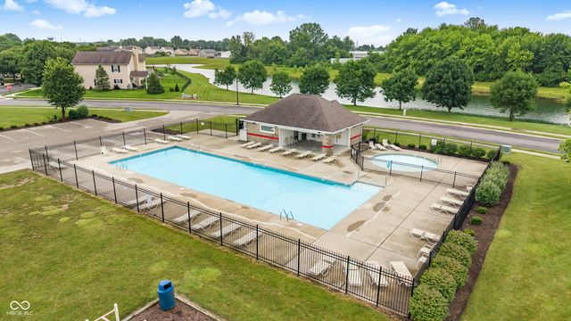162 Sawdust Trail, Greenfield, IN 46140