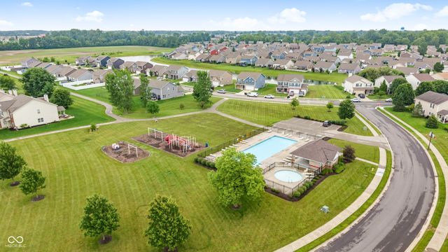 162 Sawdust Trail, Greenfield, IN 46140