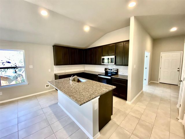 3702 Austin CV, Lago Vista, TX 78645