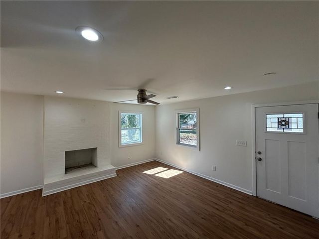 1700 Shirley SW Street, Atlanta, GA 30310