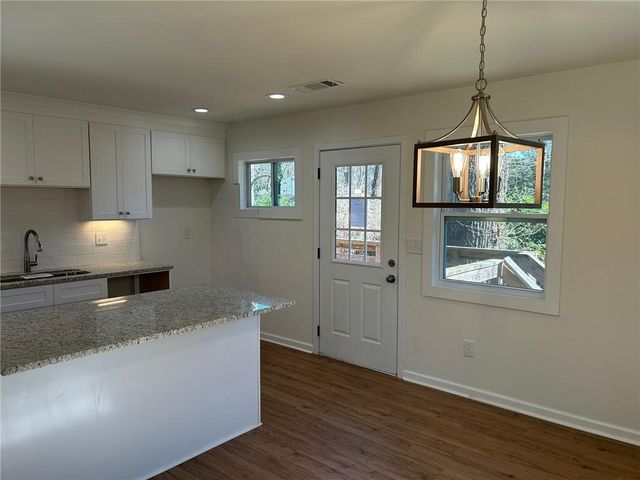 1700 Shirley SW Street, Atlanta, GA 30310