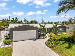 1611 NE 40th Pl, Oakland Park, FL 33334