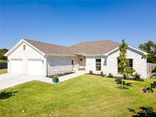 274 Pecan Meadow Lane, Belton, TX 76513