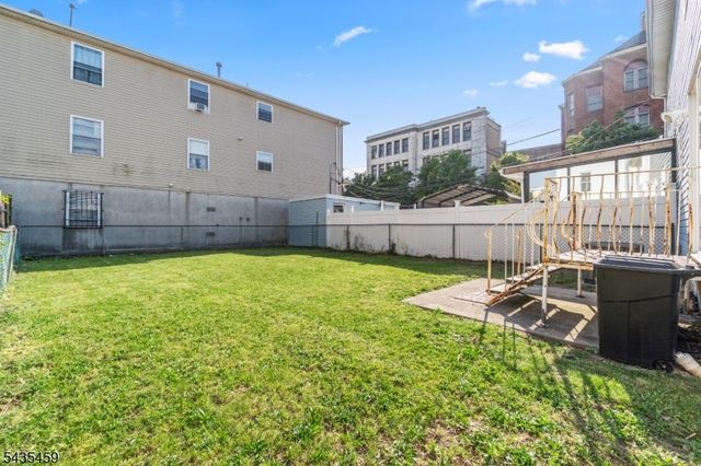 551 15Th Ave, Newark City, NJ 07103