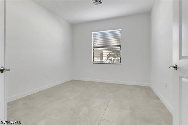 19588 Hinkley DR, Estero, FL 33928