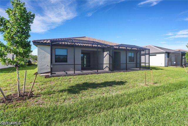 19588 Hinkley DR, Estero, FL 33928