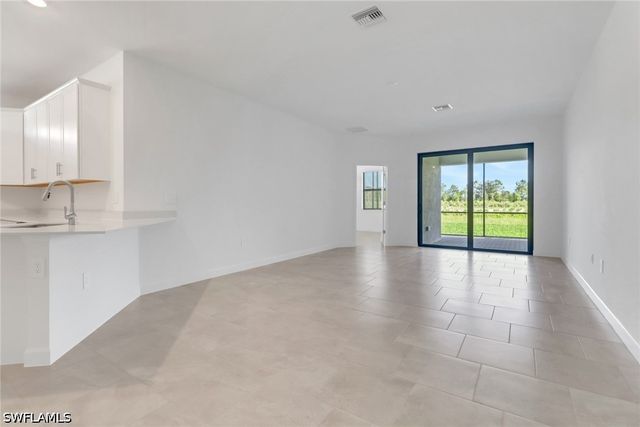 19588 Hinkley DR, Estero, FL 33928