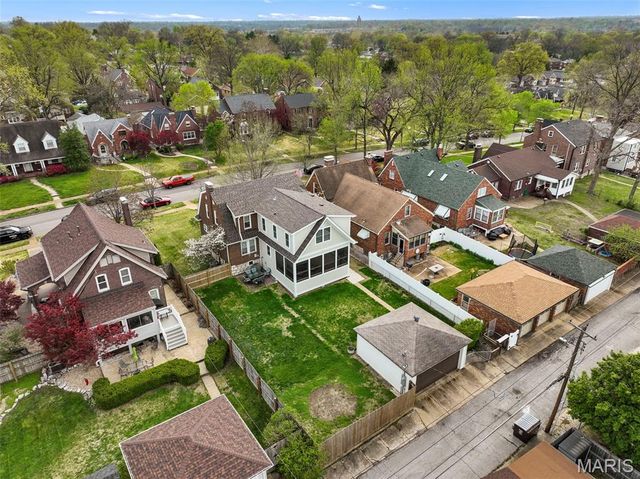 6621 Oleatha Avenue, St Louis, MO 63139