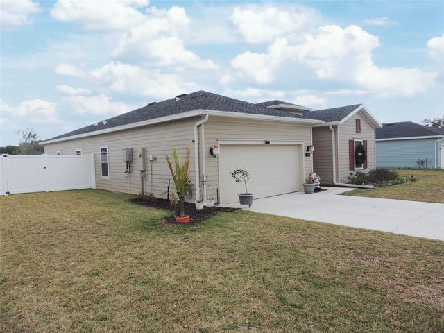 560 NW 4TH AVENUE, Williston, FL 32696