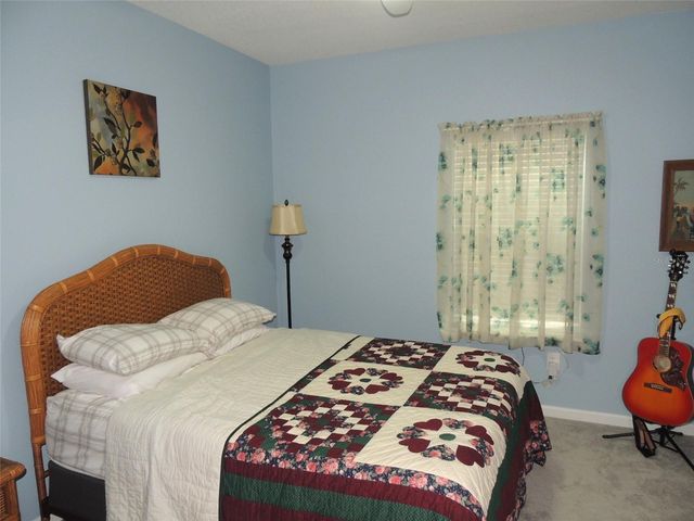 560 NW 4TH AVENUE, Williston, FL 32696