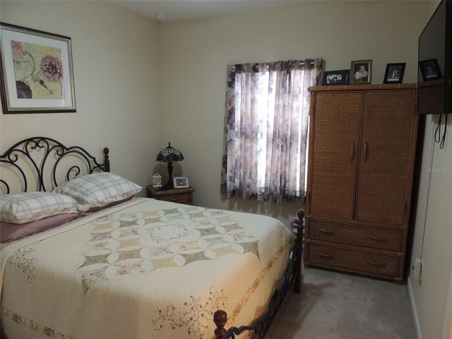 560 NW 4TH AVENUE, Williston, FL 32696