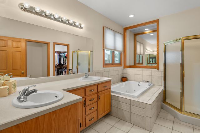 5105 Willowbend Trail, Kalamazoo, MI 49009