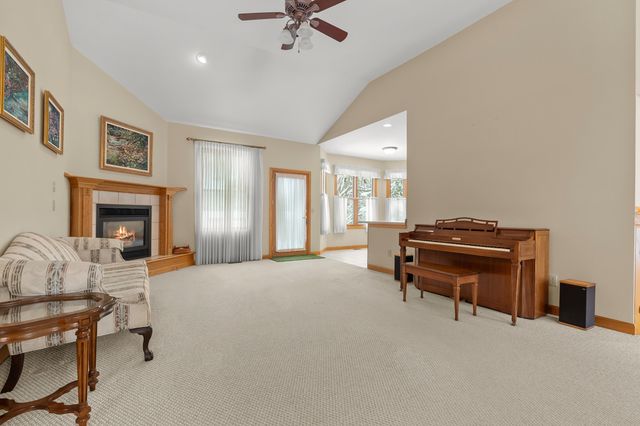 5105 Willowbend Trail, Kalamazoo, MI 49009