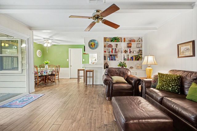 4106 Bayou Grove Drive, Seabrook, TX 77586