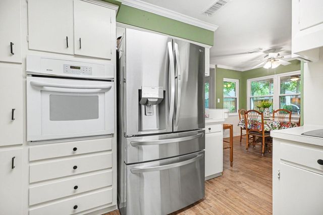 4106 Bayou Grove Drive, Seabrook, TX 77586