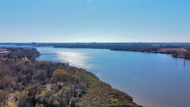 4106 Bayou Grove Drive, Seabrook, TX 77586