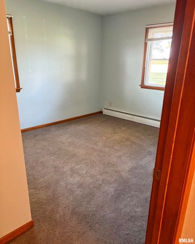 22460 250TH Street, Eldridge, IA 52748