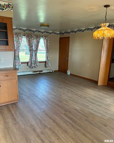 22460 250TH Street, Eldridge, IA 52748