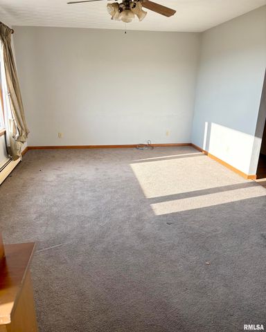 22460 250TH Street, Eldridge, IA 52748