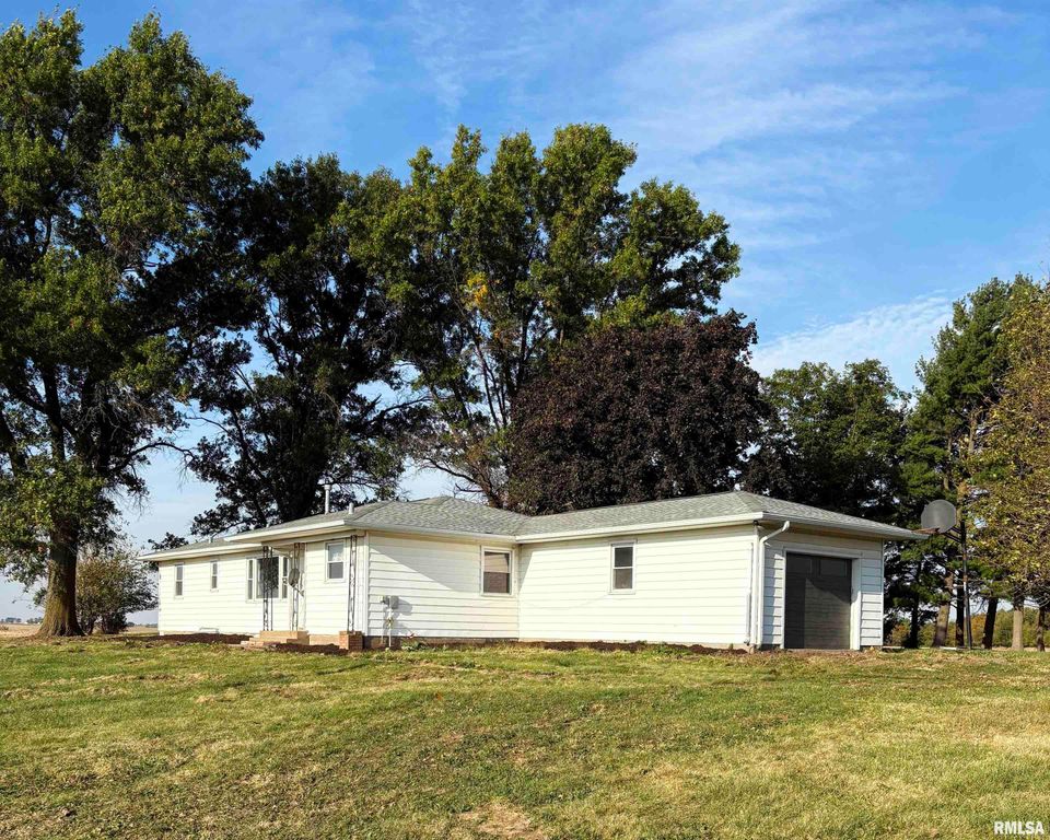 22460 250TH Street, Eldridge, IA 52748