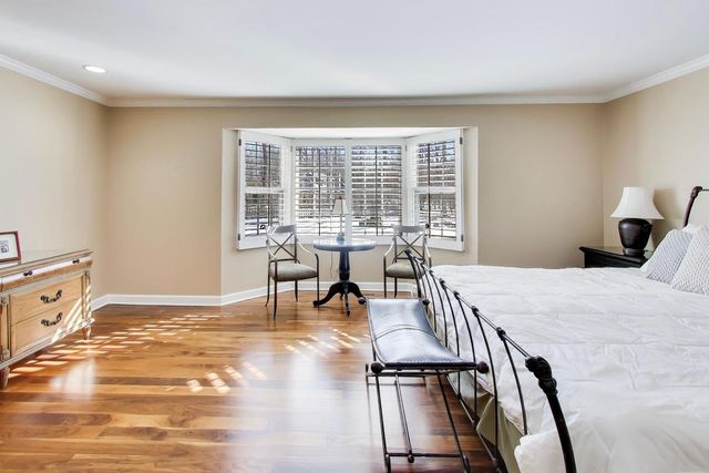 11 Wellington Court, Lincolnshire, IL 60069