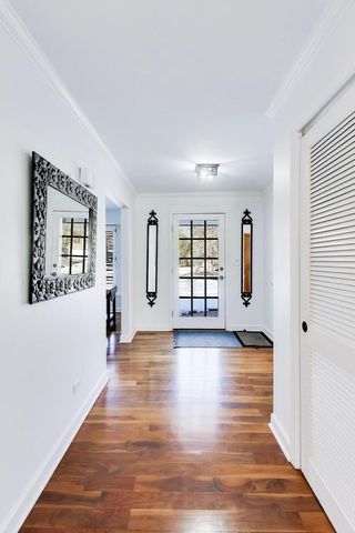 11 Wellington Court, Lincolnshire, IL 60069