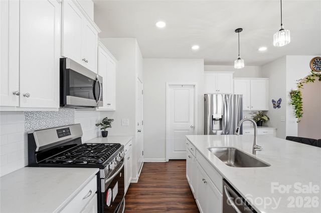 1838 Grove Park Lane, Tega Cay, SC 29708